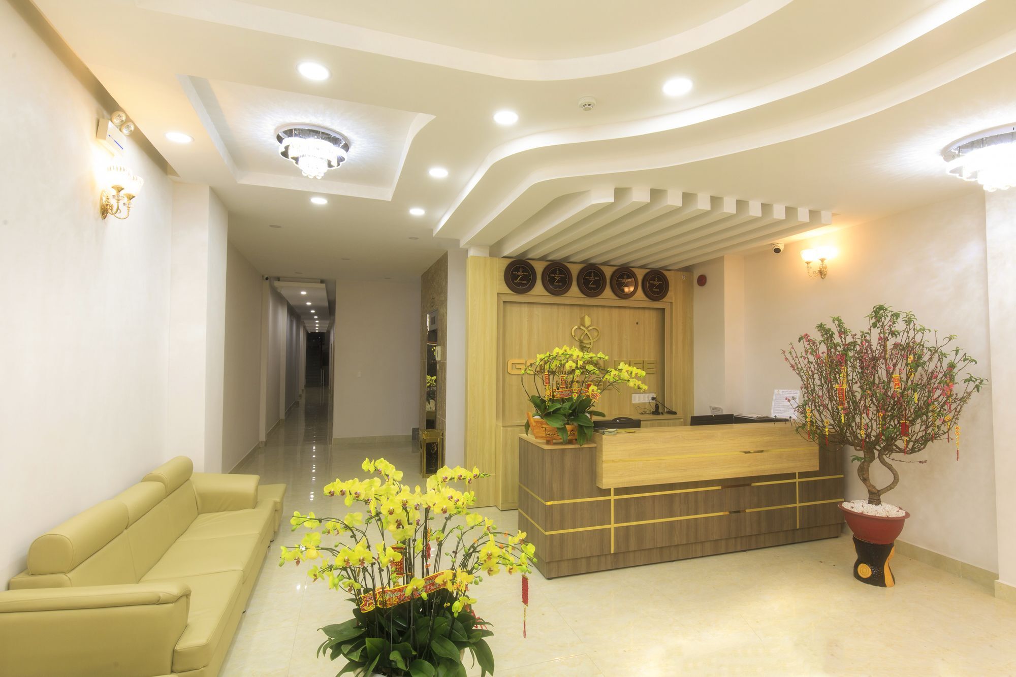 Golden Bee Hotel Da Lat Exterior photo